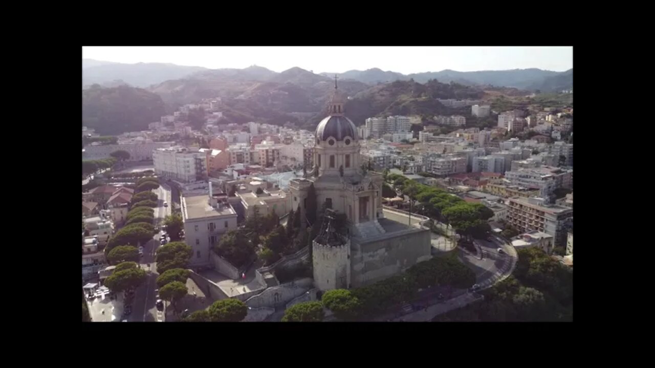 Dronando - Uno scorcio di Messina