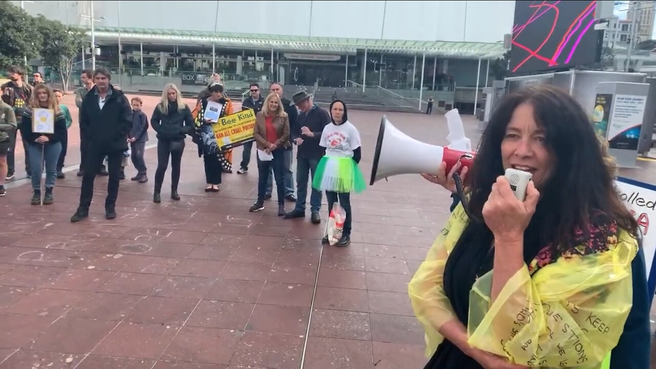 Outdoors party democracy protest! 6 June 2020