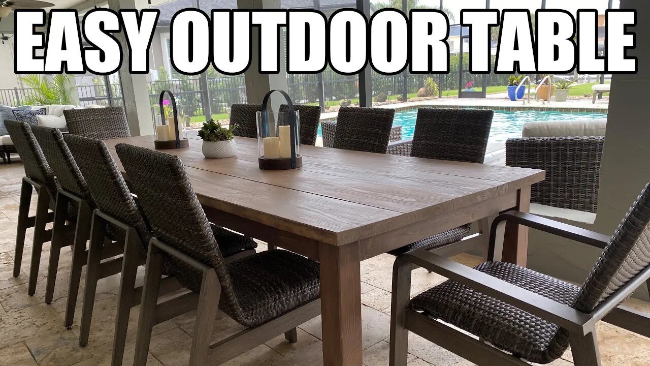 How to Build an Easy Outdoor Table that Seats 10!