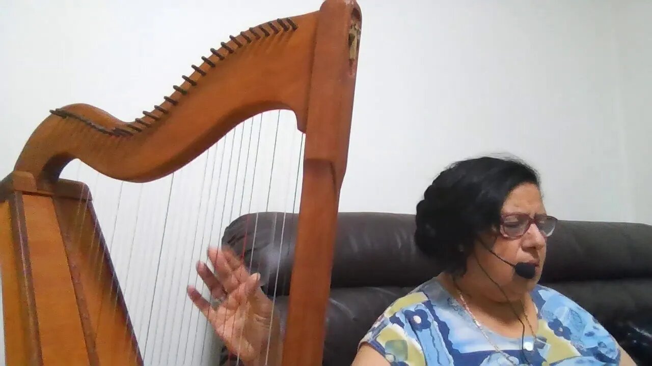 Ps Suzy Antoun-الْعَذْرَاءُ ابْنَةُ صِهْيَوْنَ احْتَقَرَتْكَ اسْتَهْزَأَتْ بِكَ-