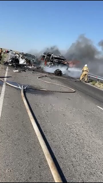 🔞 horrific road accident happened in the south of Kazakhstan today, with reports of 9 dead 🌹