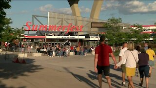 Fans enjoy first concert at Summerfest with new COVID-19 requirements