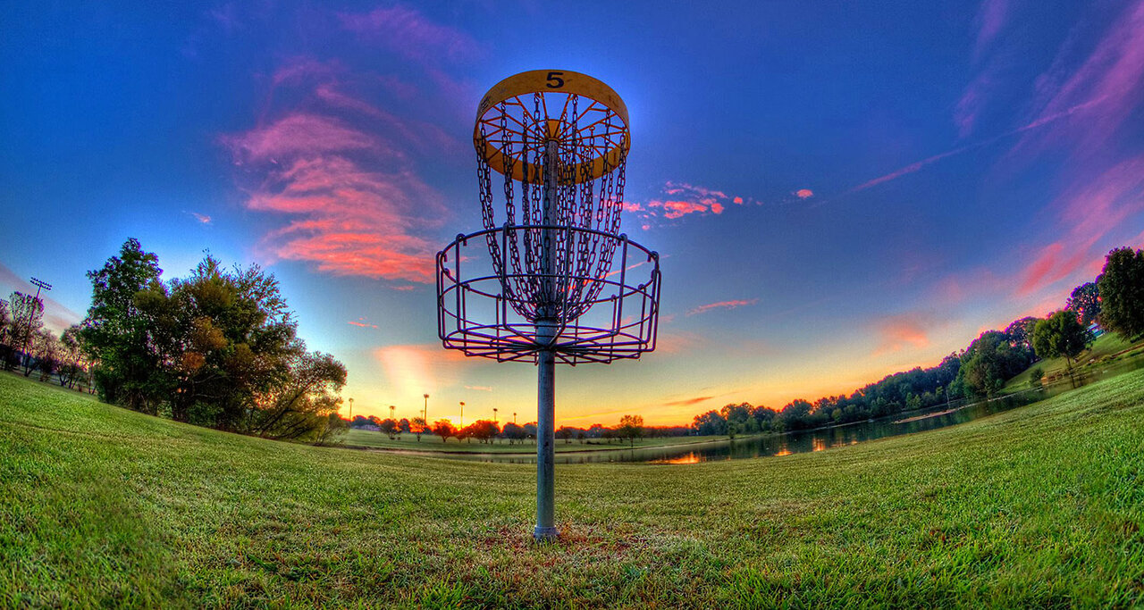 ITS SNL BAYBEEE!!! DISCGOLF IS STILL LYFE!!!