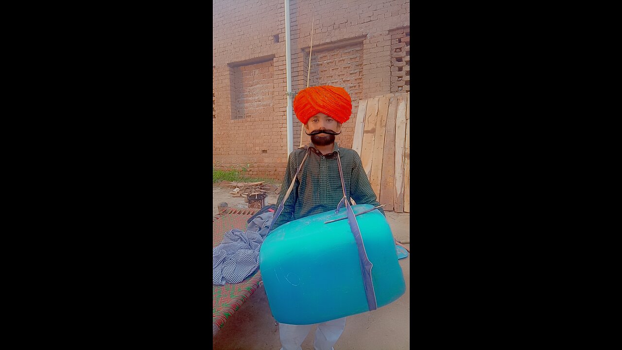 Small Kid playimg drum so satisfying ❤️💕🌹