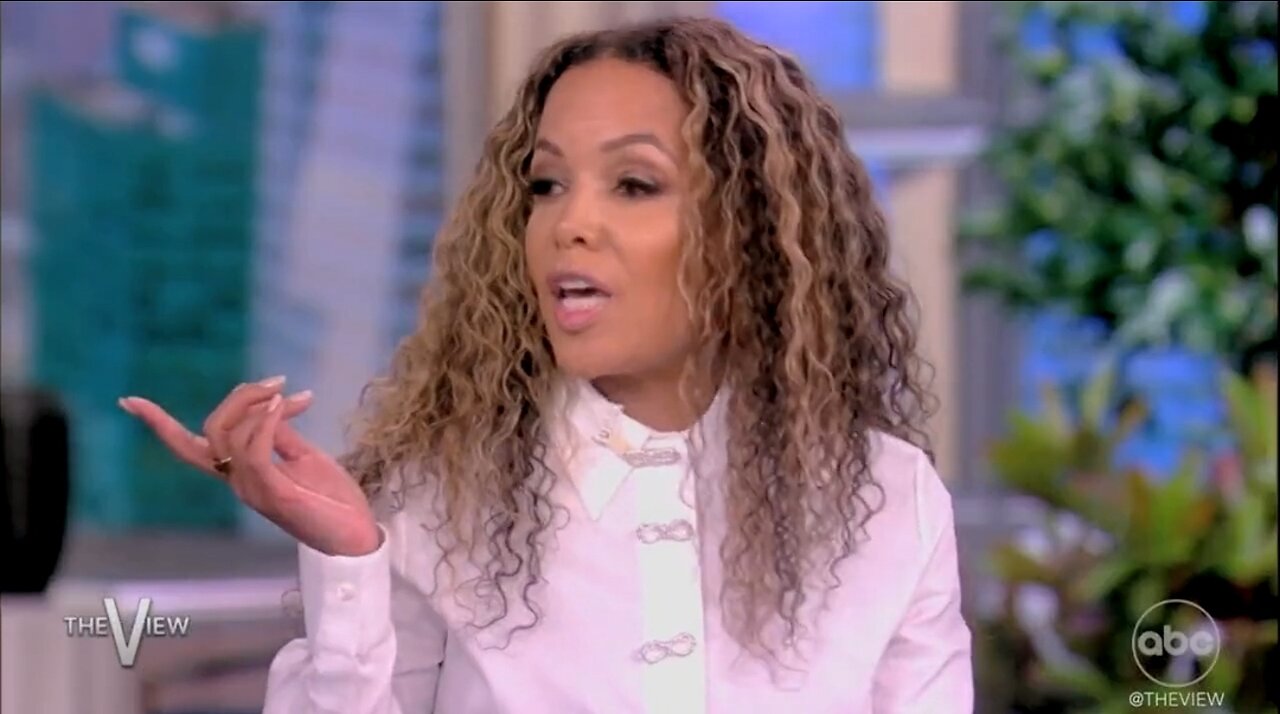 The View’s Hostin Thinks Michelle Obama Was The Most Vilified First Lady In History