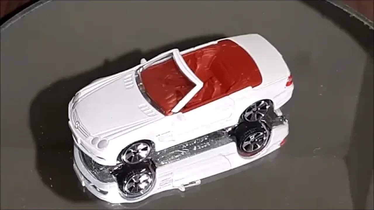 Basic-Intermediate Diecast model cars: Matchbox Superfast Edition 2007 Mercedes Benz CLK convertible