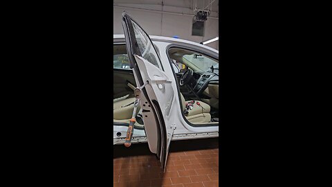 2013 Fusion door handle removal and installation.