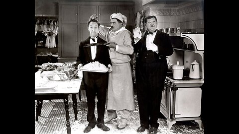 Laurel & Hardy - from soup to nuts (1928) silent