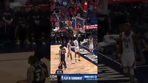 Herb Jones BLOCKS a 7 FOOTER then goes Coast 2 Coast!😱 #shorts