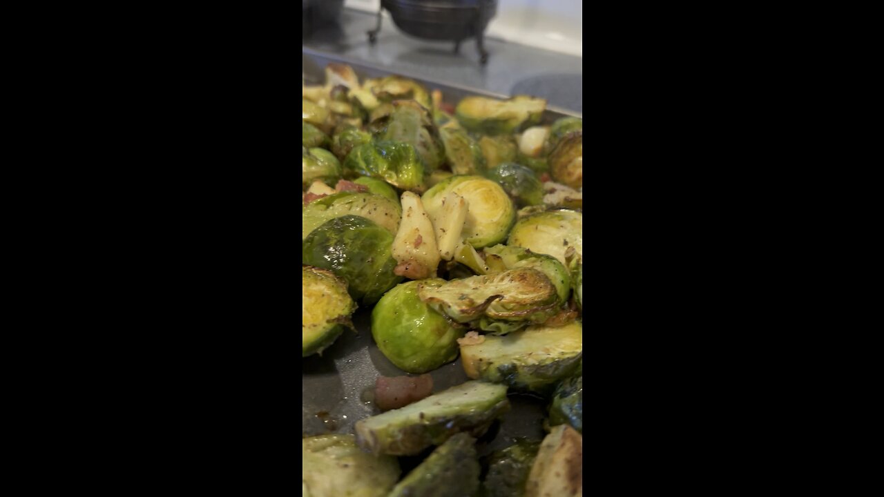 Roasted Brussels Sprouts With Pancetta & Apple!