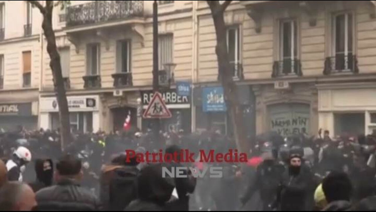 Përplasje e ashpër e protestuesve me policinë në paradën e 1 Majit në Paris ...