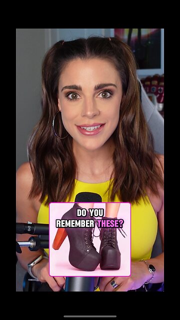 Do my millennial ladies remember these?! 👠