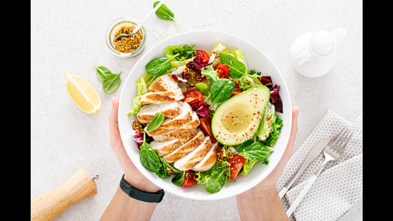 Keto Curry Spiked Tuna and Avocado Salad