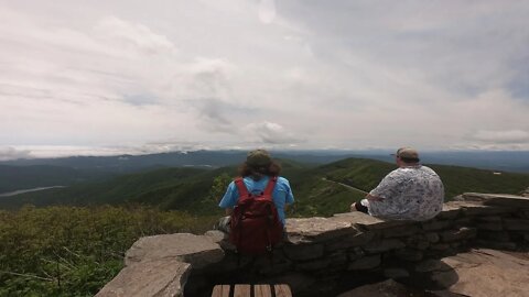 Mini Golf & Mtns mini vlog Ep4/5: Blue Ridge pkwy- Craggy pinnacles, Mt Mitchell, spooky fog!