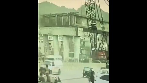 Bridge under construction collapses in Islamabad, Pakistan