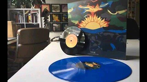 US Heatwave Causes Vinyl to Warp"