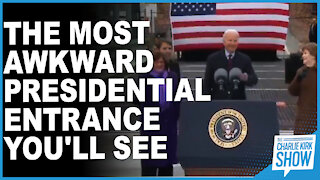 The Most Awkward Presidential Entrance You'll See