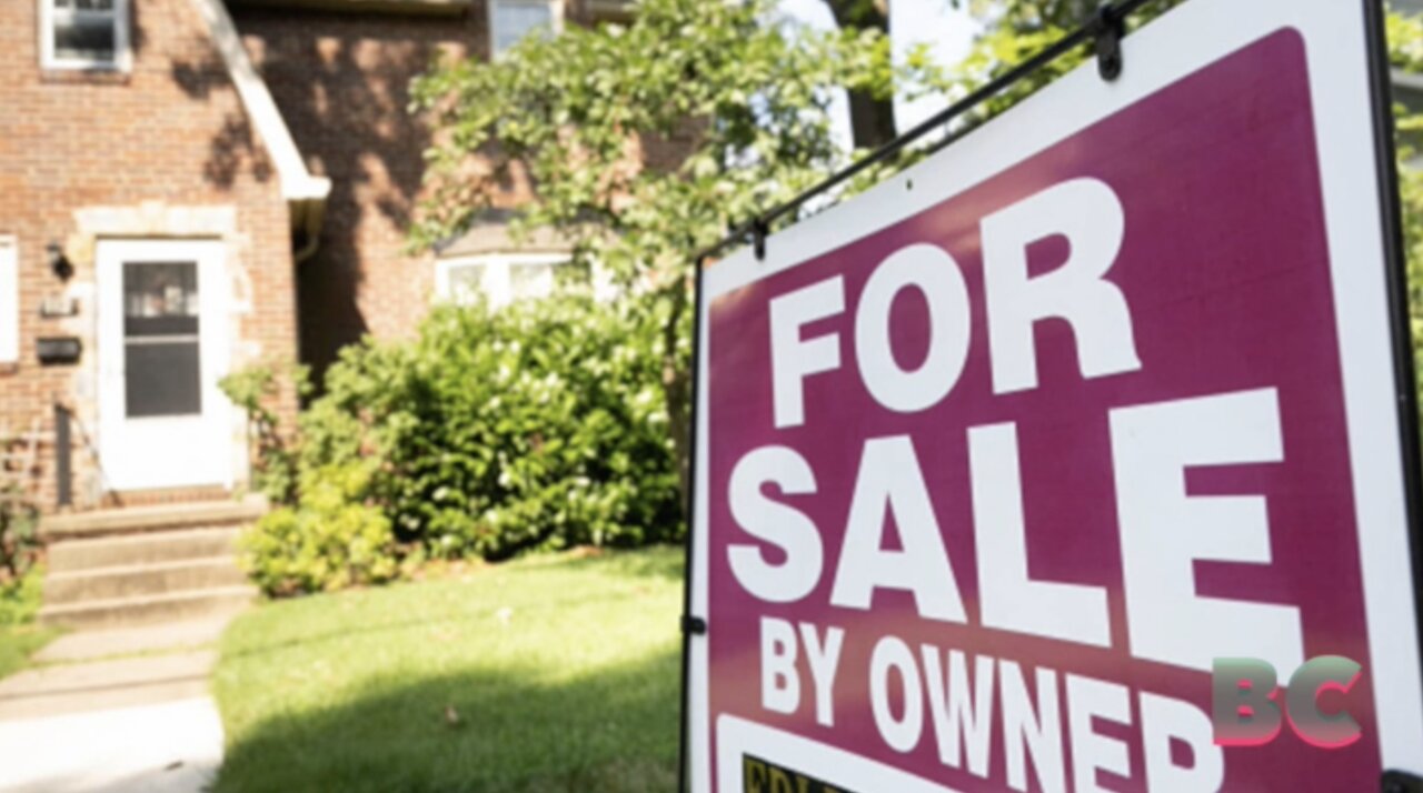 Home sales drop to slowest pace in 14 years