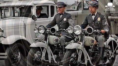 1930s USA - Street Scenes of Vintage America - Colorized