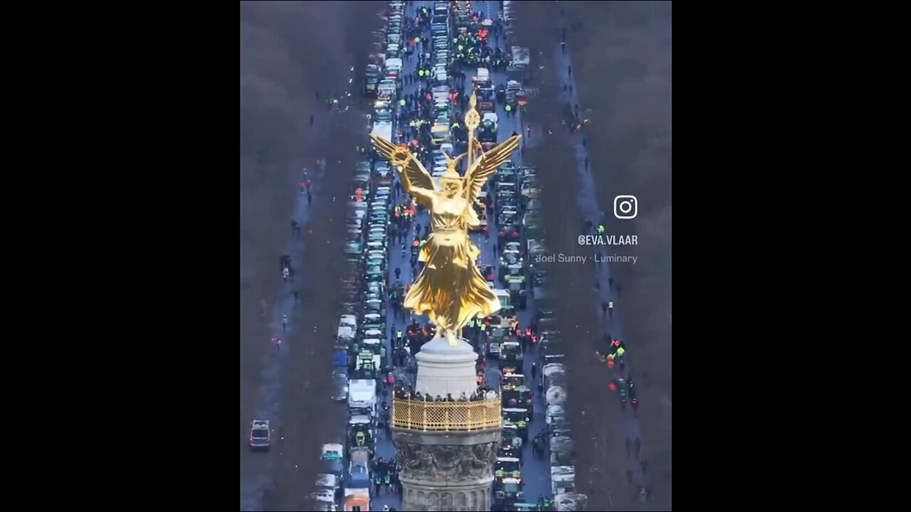 Drone Footage Shows How Big The German Farmer Protest Really Is - They Have Shut Down Berlin