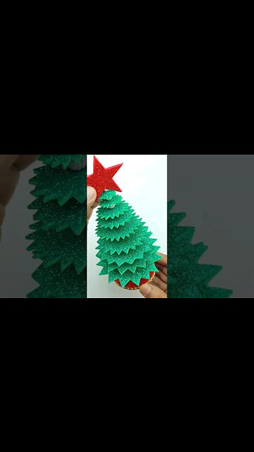DIY Christmas Tree 🌲 Christmas Crafts Idea 🌲 Glitter Foam Sheet Crafts #diy #crafts #christmas