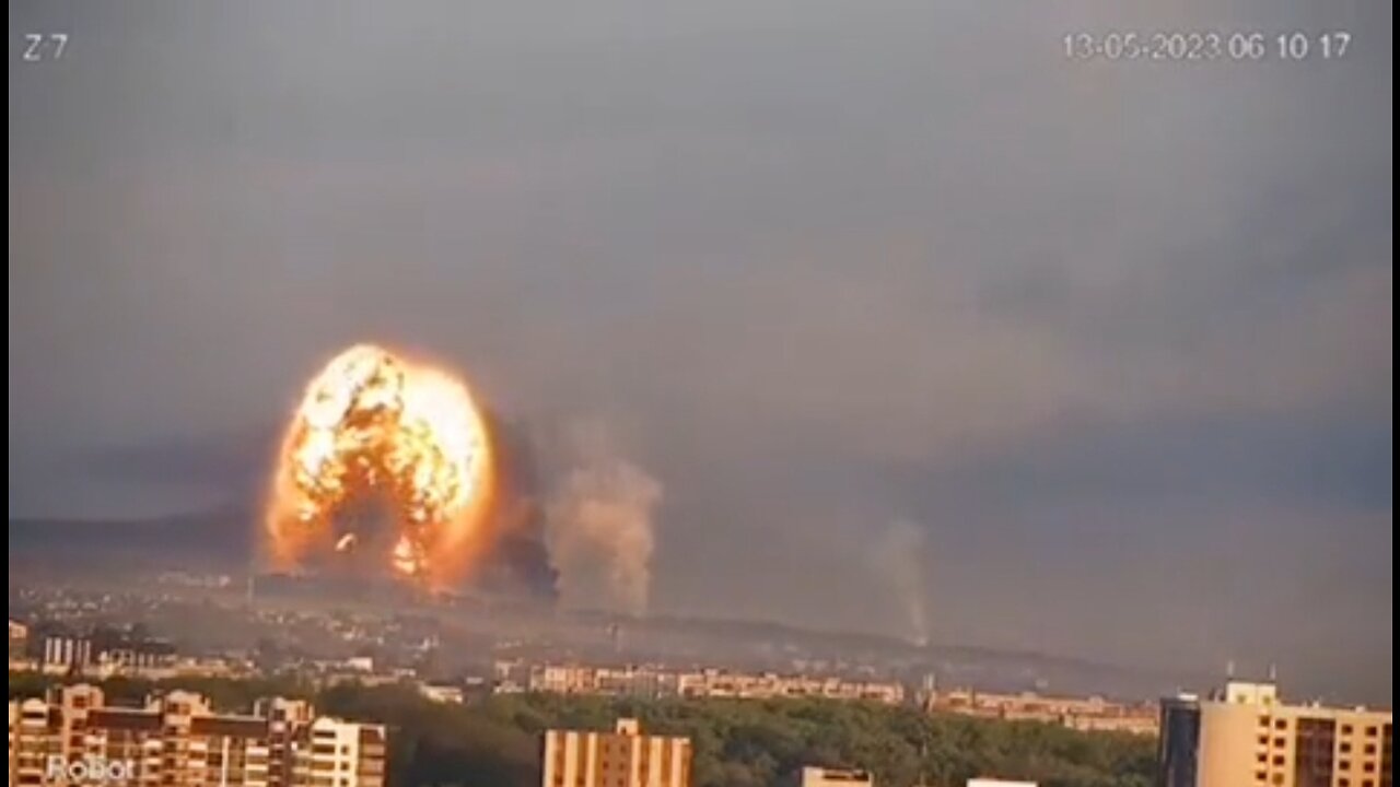 DENAZIFIED - Russians blew up another ammunition depot