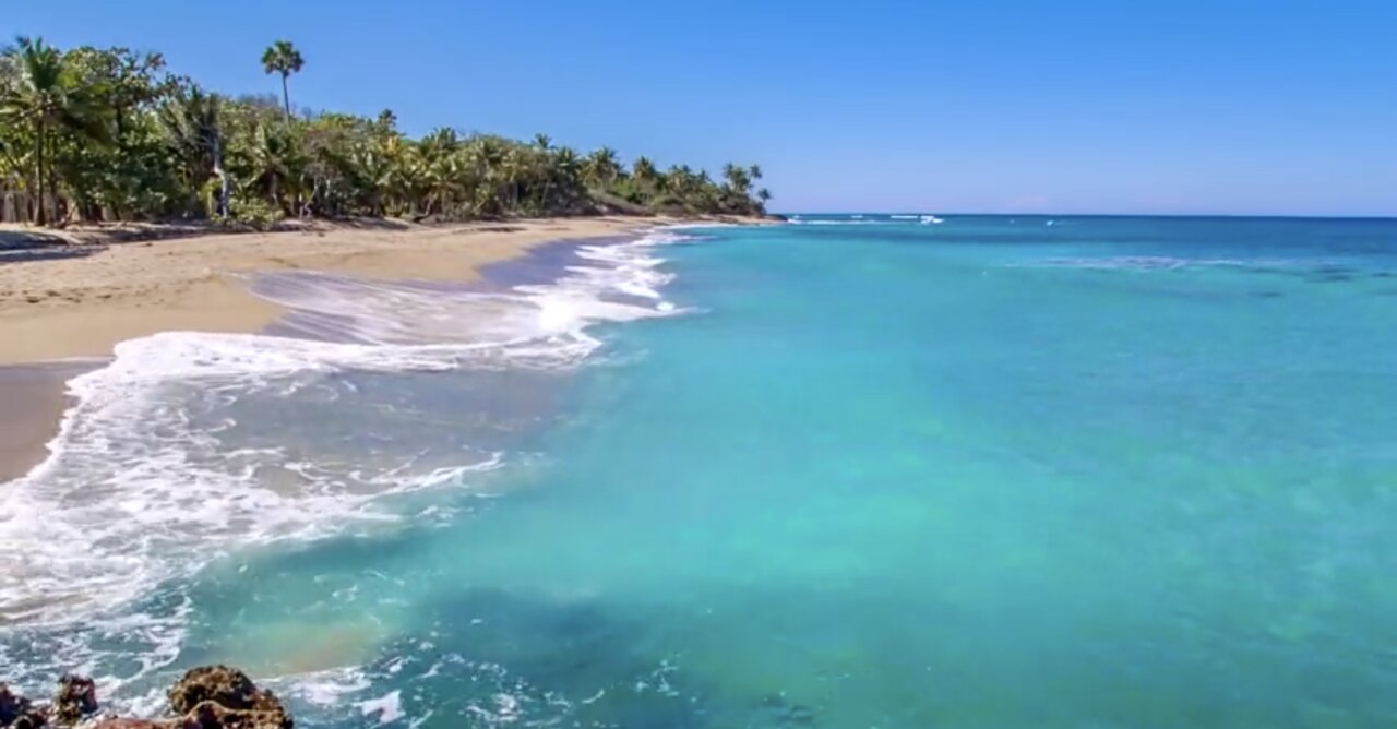 Dominican Beach with Waves Rolling - Natural Background With Ocean Sounds