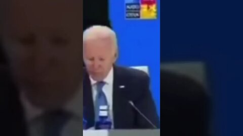 Biden Messes up a simple clap | THE BIG GUY