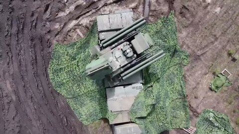 Combat Operation Of Pantsir-S1 Self-Propelled Anti-Aircraft Missile & Cannon System In Ukraine!