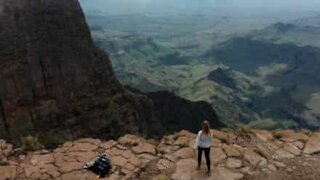 Drone capta paisagem estonteante na África do Sul