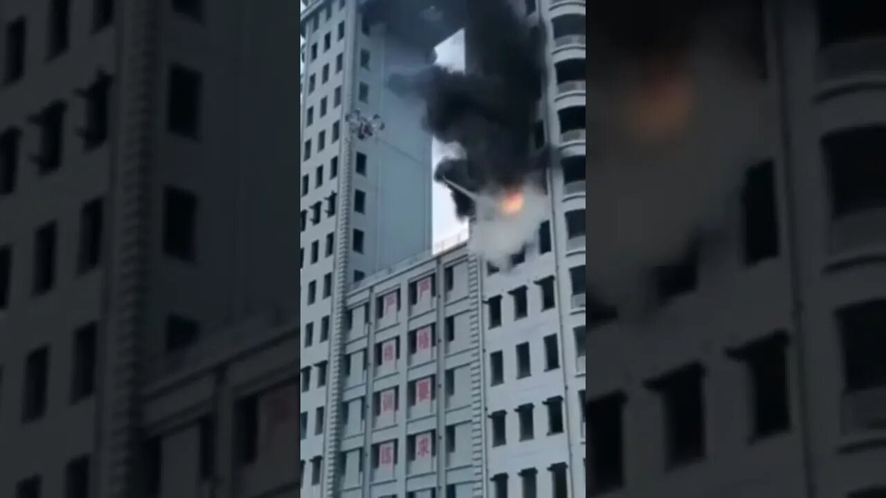 This drone putting out a fire#shorts #shortsvideo #subscribe #like #HSE #explore