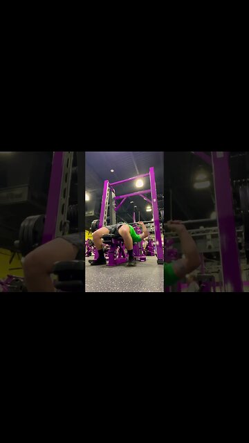 What Happens When You Bench 3 Plates at Planet Fitness?!?!?!