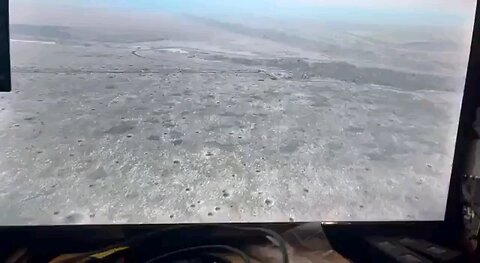 📽 A Russian drone equipped with a net launcher has shown on video the capture of a Ukrainian drone.