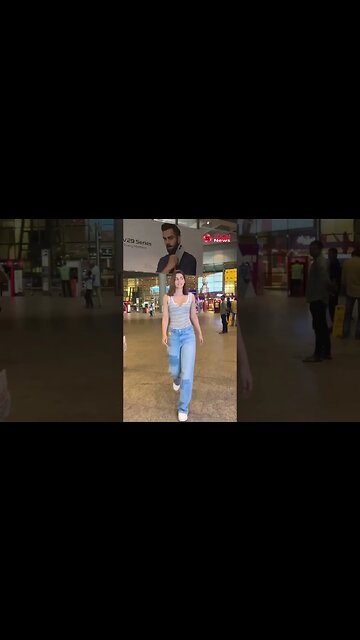 "Aaram se.." says Kriti Sanon as she shows concern towards a pap❤️ 🔥 😍