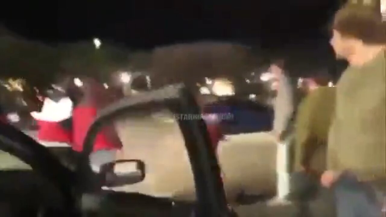 Hoodrats gets knocked out! Epic blm FAIL