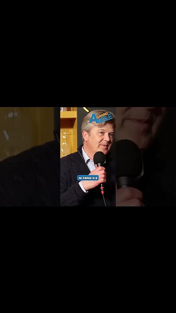 Mais pourquoi le prix du pétrole BAISSE ? 👉 Abonne-toi! #shorts