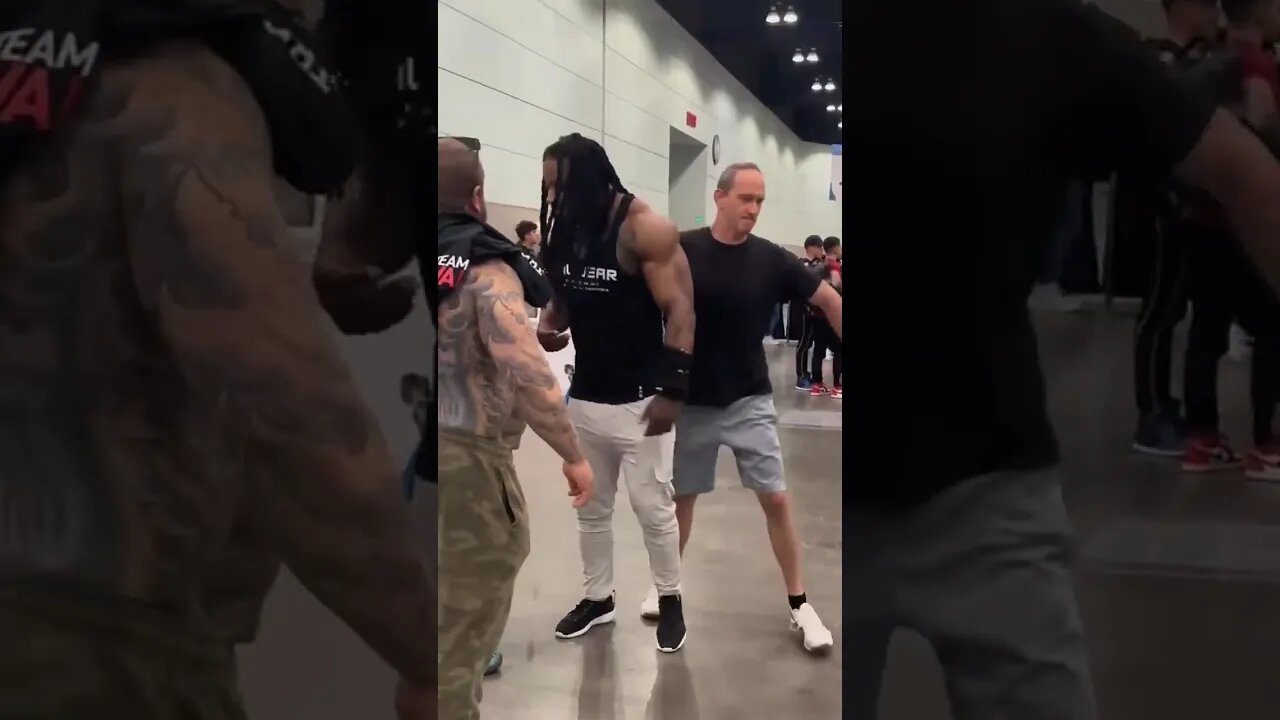 Bumping Into Body Builders Prank! 🤣