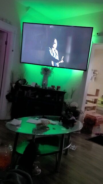 JELLY Roll and hanging with the baby