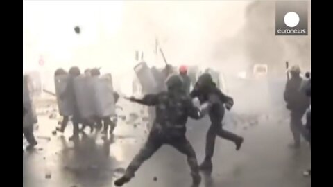 This is how you topple a blockade...