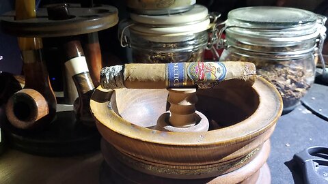 Karen Berger Robusto Cigar