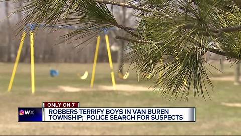 Robber steals phone from 10-year-old metro Detroit boy at gunpoin