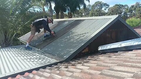 How to replace transparent sheeting