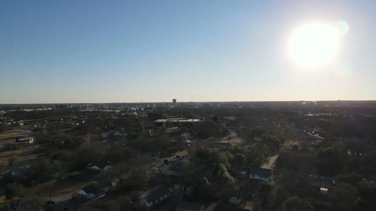 Rise and Pan over Waco