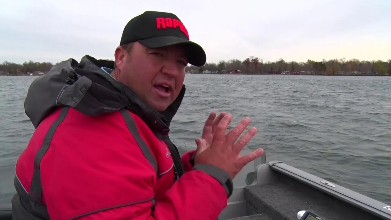 MidWest Outdoors TV Show #1718 - Tip on Lowrance Electronics with Tony Roach.