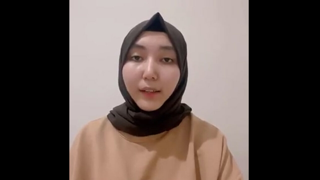 ابنة معتقل أويغوري تطالب السعودية الإفراج عن والدها وصديقه اللذان سافرا من تركيا لأداء مناسك العمرة