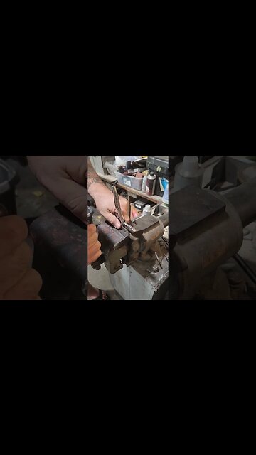 Epic shop trick with Vicegrips #shop #vice #tips #tipsandtricks
