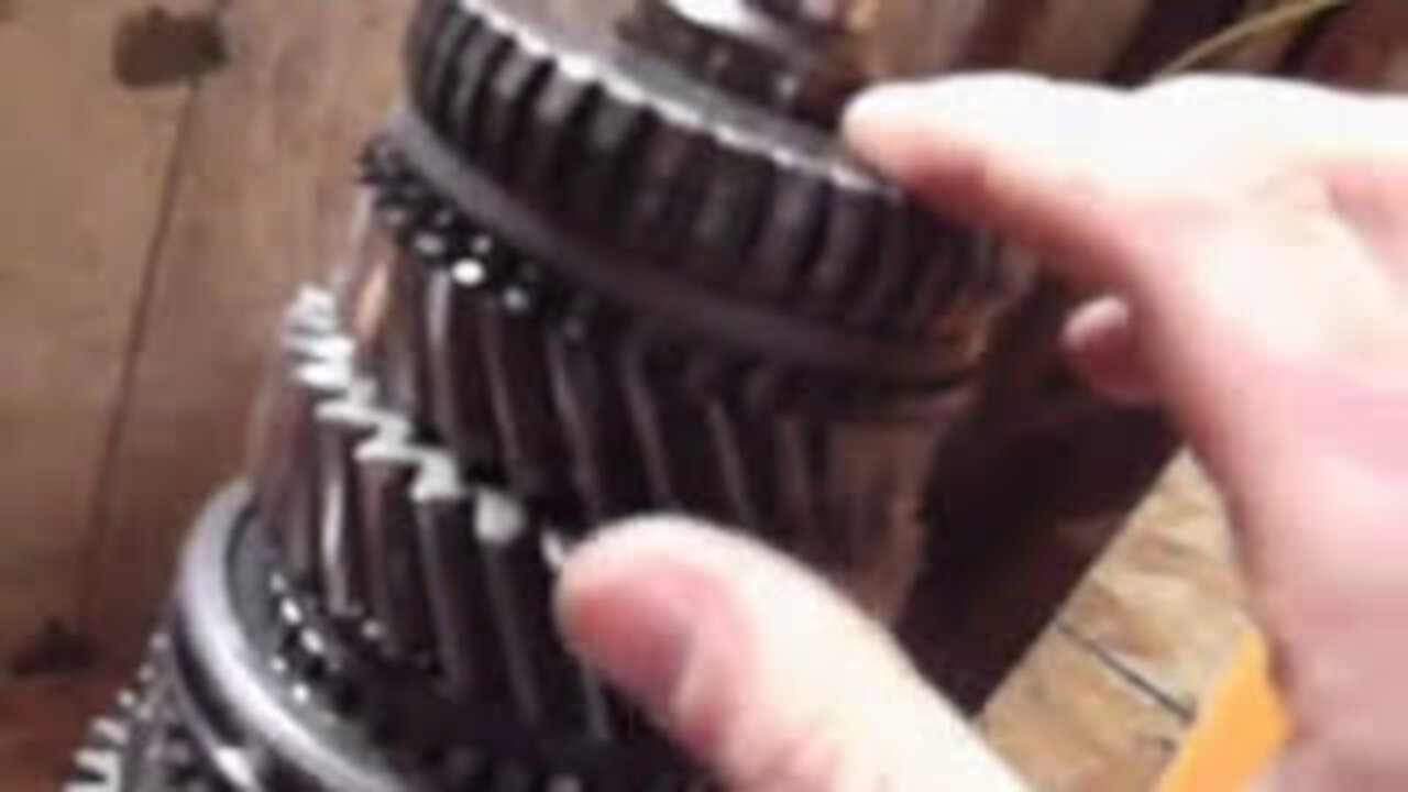 Removing/disassembling 928 transmission, Part 5