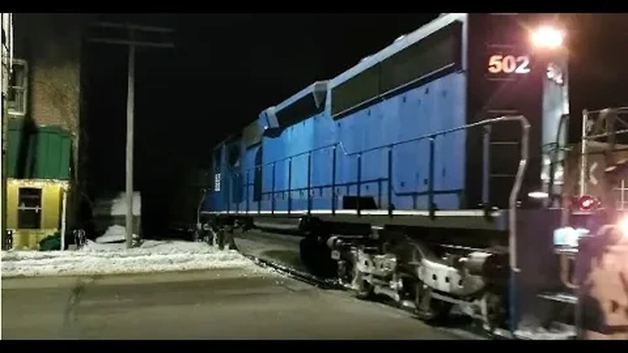 Caught The First NIGHT TRAIN In A Really Long Time! #trains #trainvideo | Jason Asselin