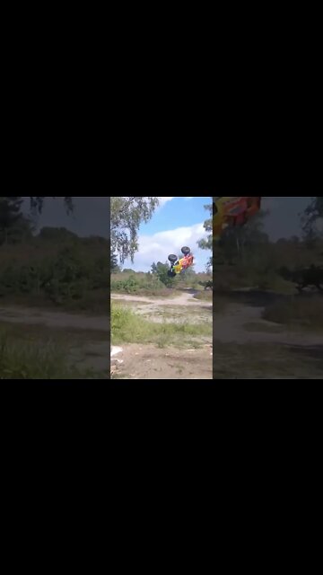 Flipping Traxxas Maxx