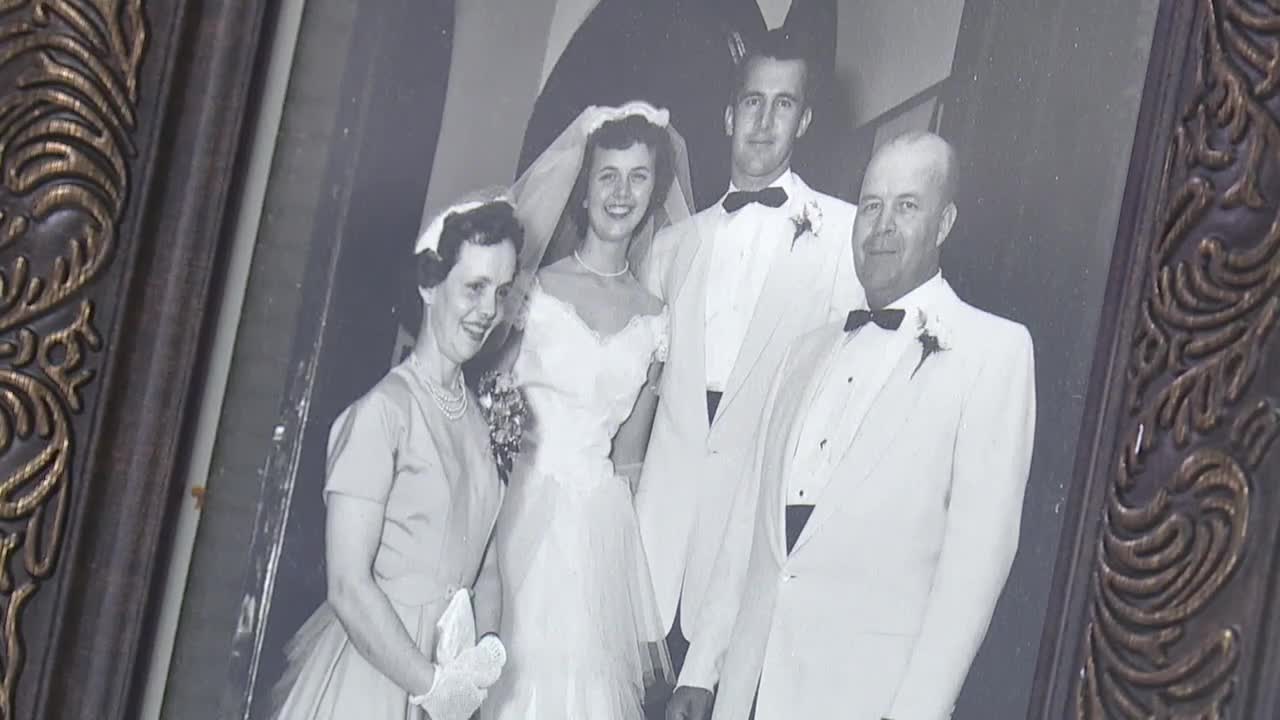 Warhawk Air Museum preserves love stories